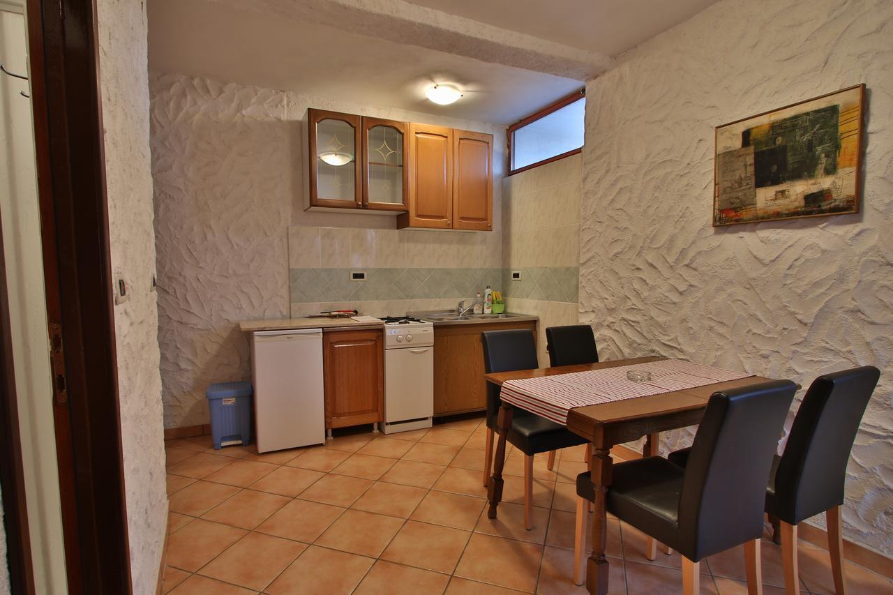Rooms And Apartment Feral Rovinj Luaran gambar