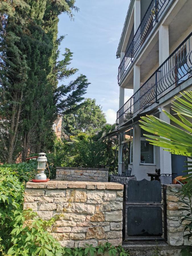 Rooms And Apartment Feral Rovinj Luaran gambar